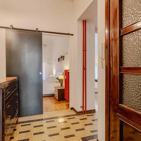 Guesthost - Accogliente In Santa Rita Apartment *